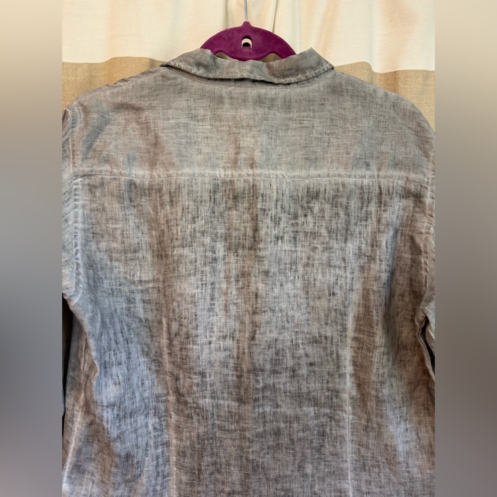 Men's Casual Gray Button Down Shirt - Picture 3 of 13